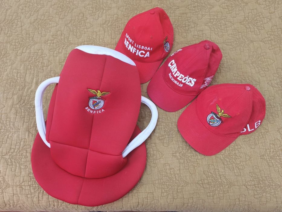 Chapéus do Benfica