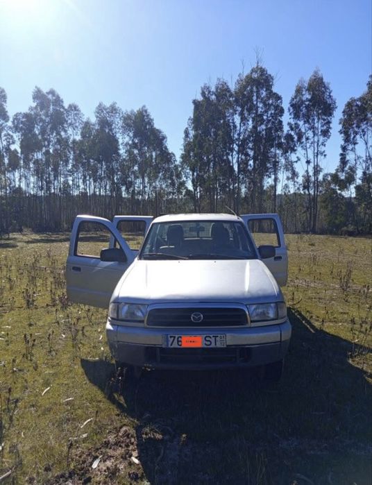 Vendo Mazda b2500