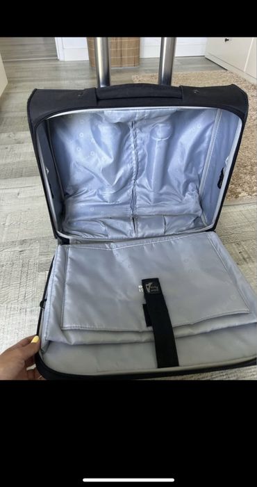 Trolley Port Design 15.6" Hanoi - Preto