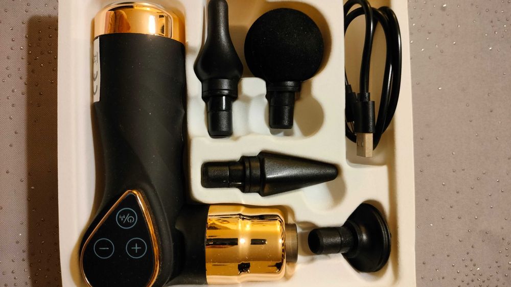 Masażer mięśni pistolet  do masażu, fajny prezent