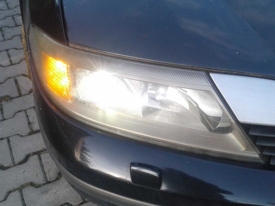 Renault Laguna 2 Kombi Maska Zderzak Lampy Xenony Przód Kompletny