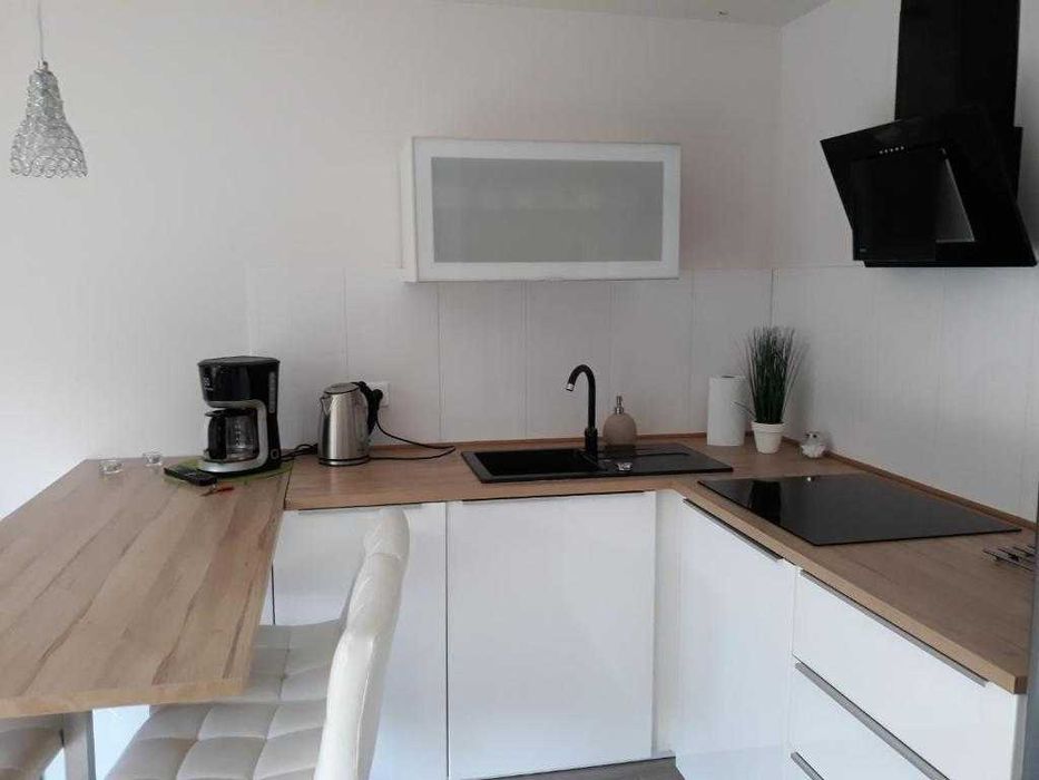 Pobierowo  Apartament 7 z tarasem i ogrodem. Huśtawka