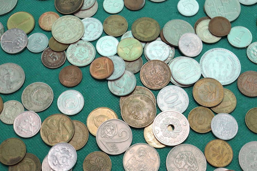 DUŻY zestaw monet zagranicznych i kilka polskich