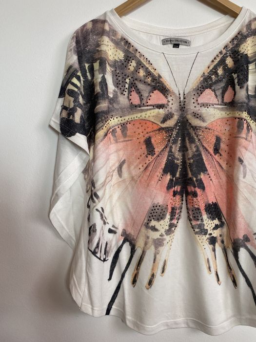 Blusa com borboleta Bershka