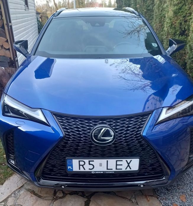 Lexus UX Sprzedam samochód LEXUS UX 200F SPORT
