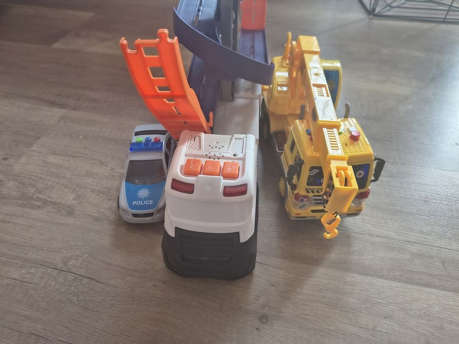 Машинки, трек, кран