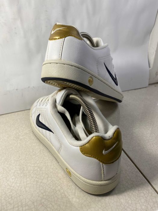 NIKE COURT TRADITION кожаные детские кроссовки 37,5 р 23,5 см оригинал