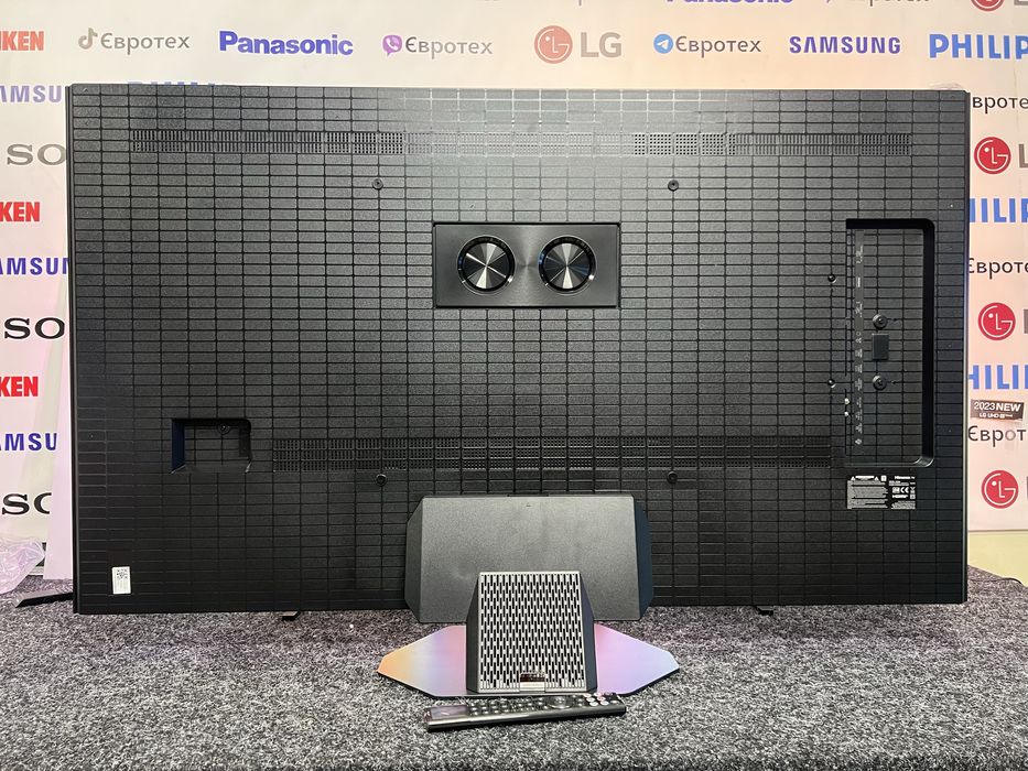 ТОП телевізор Hisense 55U8Q MiniLED ULED 165hz