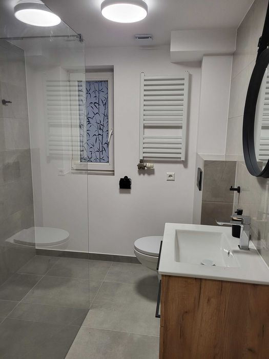 Pokoje z prywatnymi Łazienkami Parking