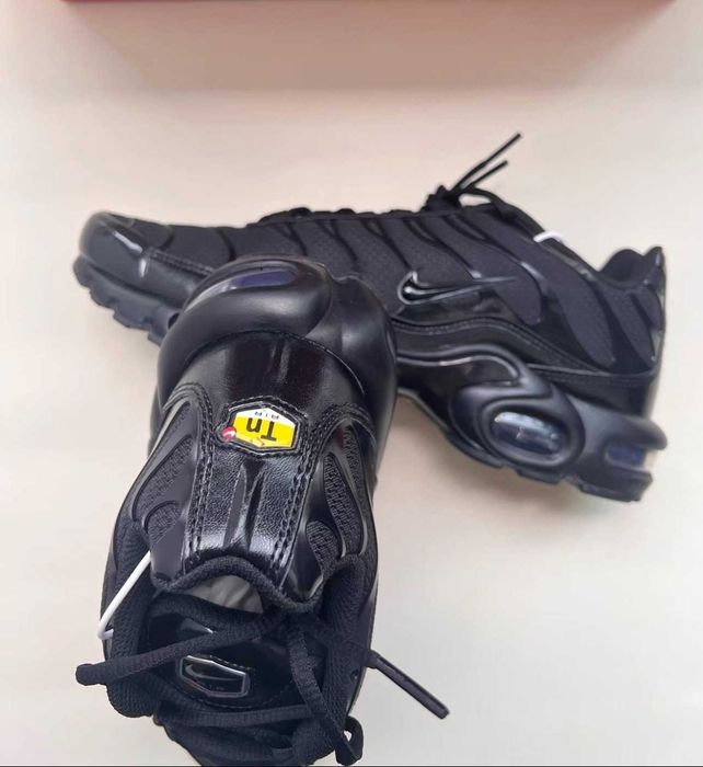 Air Max TN Plus Black R.43