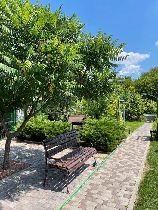 Продам уютный дом 246 м2 со своим выходом к речке в Новоалександровке