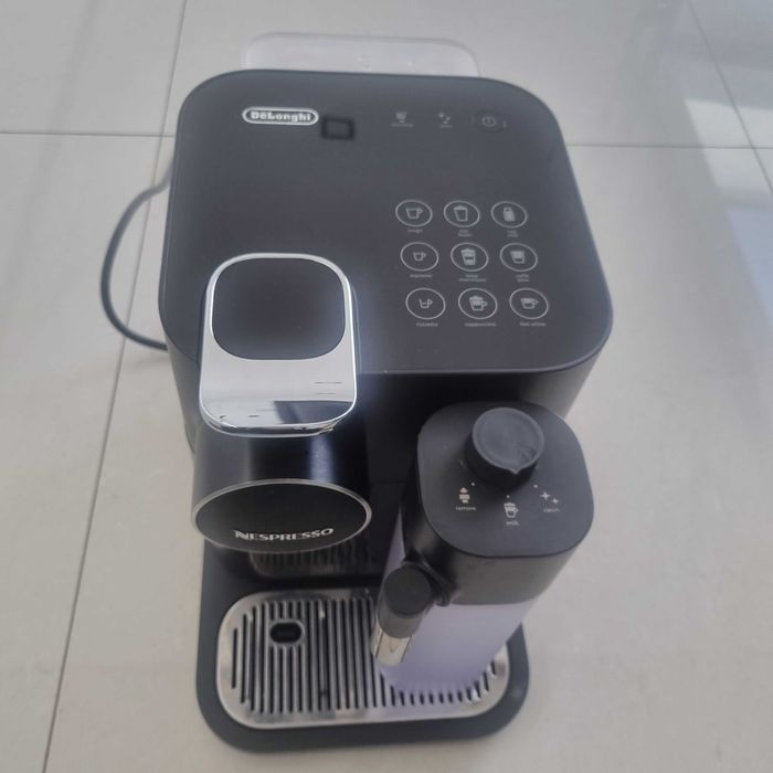 DeLonghi Gran Lattissima Sophisticated Darks