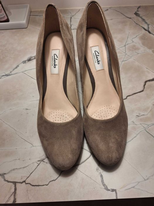buty na obcasie CLARKS, skóra naturalna, rozmiar 40