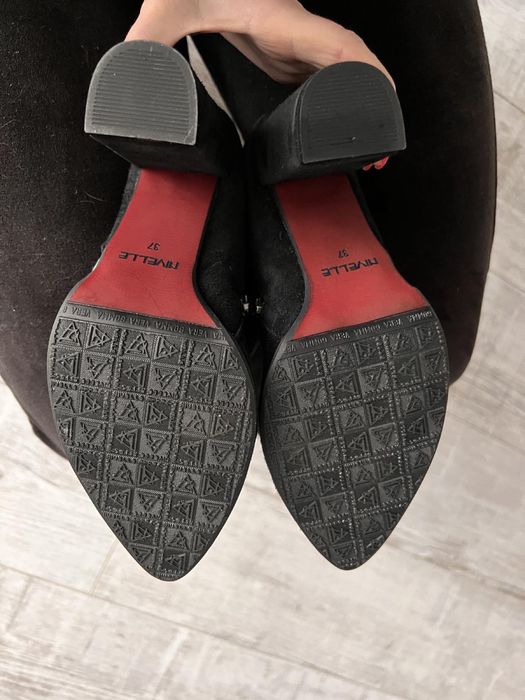 Сапожки ботфорты 37р состояние Новых зимние