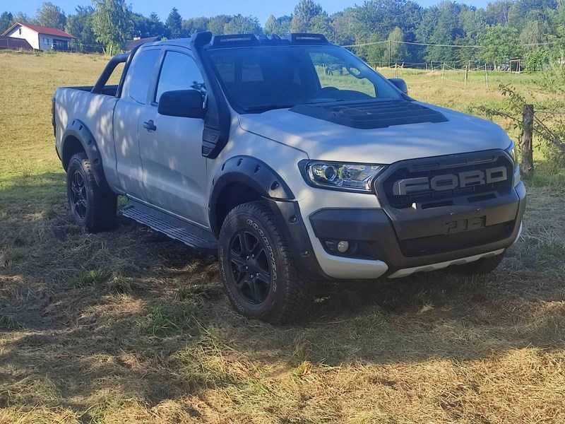 Ford Ranger 2,2 TDCI / Niski przebieg / Pakiet optyczny  Offroad / Super stan