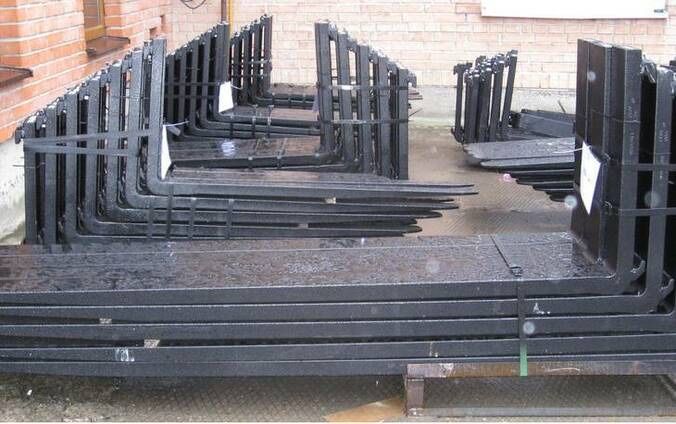 Вила до навантажувача (вила до кари)