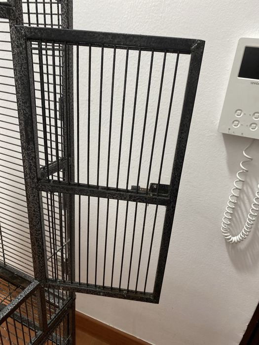 Gaiola para periquito  (1,22m por 80cm)