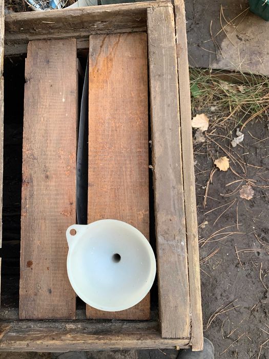 Інвентар для пасіки - годівниці для бджіл