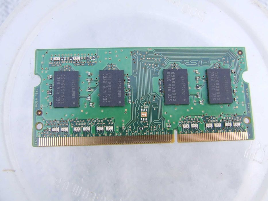 Память на мини ПК Samsung 4GB/DDR3-1600Mgz./рабочая 2шт. двухранговая