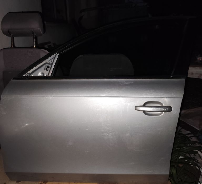 Audi A4 B8 sedan portas cinza prata