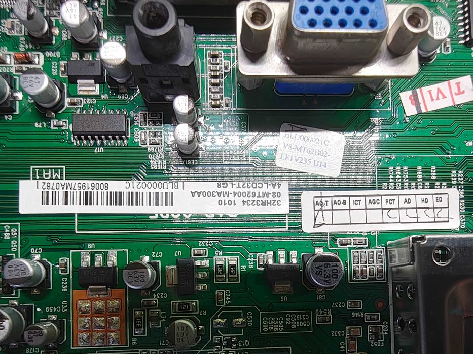 Elektronika Thomson / TCL 32HR3234 Płyta główna