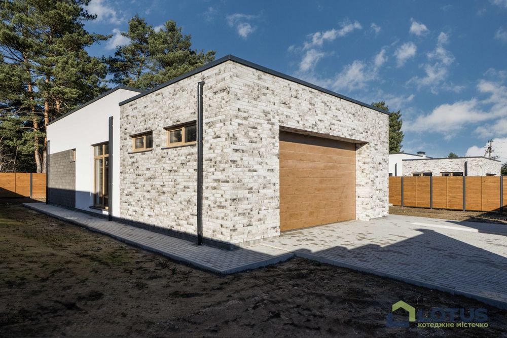 ПРОДАЖА ДОМА 175 м2 в закрытом городке возле леса и озер! С. Забирье