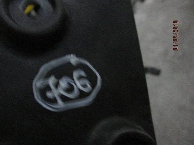 Guia de pára-choques trás esquerdo AUDI A3 (8L1)