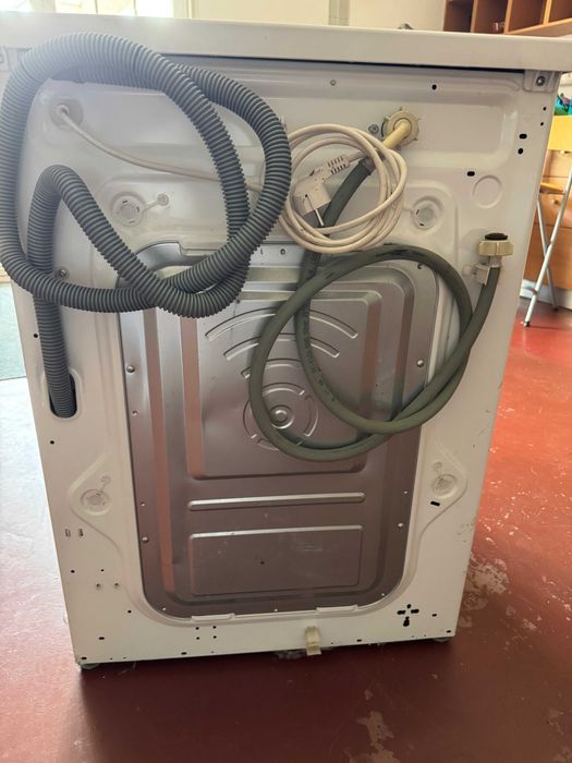 Máquina Lavar Roupa LG FH4B8TDA (8kg / 1200 RPM) - Óptimo estado