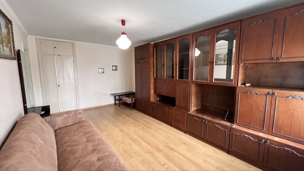 Продаж 2 к квартири Центр мiста