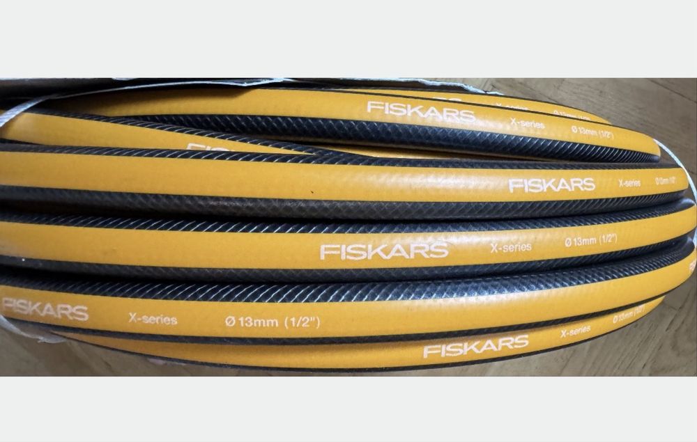 Wąż ogrodowy premium Fiskars X-solid 1/2 cala 30 m