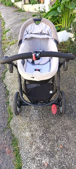 Carrinho de bebe confort