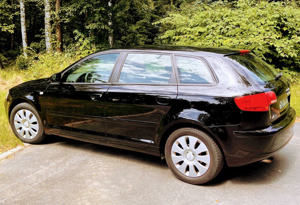 LED Rückleuchten Audi A3 8P Sportback 08-14 mit dynamischem Blinker in 8V Faceliftoptik schwarz