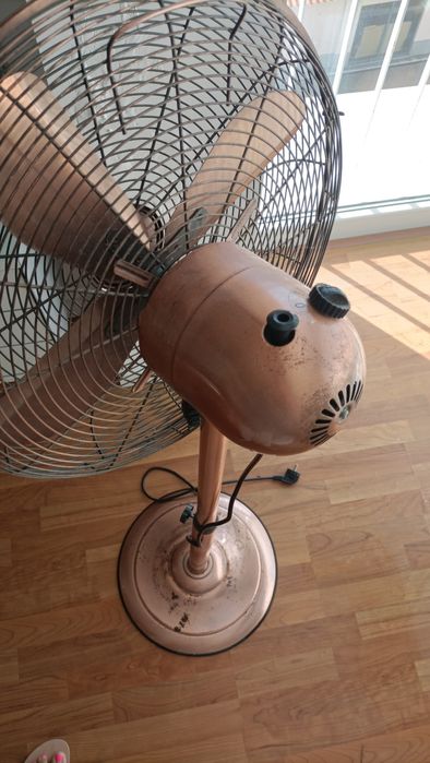 Ventilador de pé metálico retrô Tristar VE5971