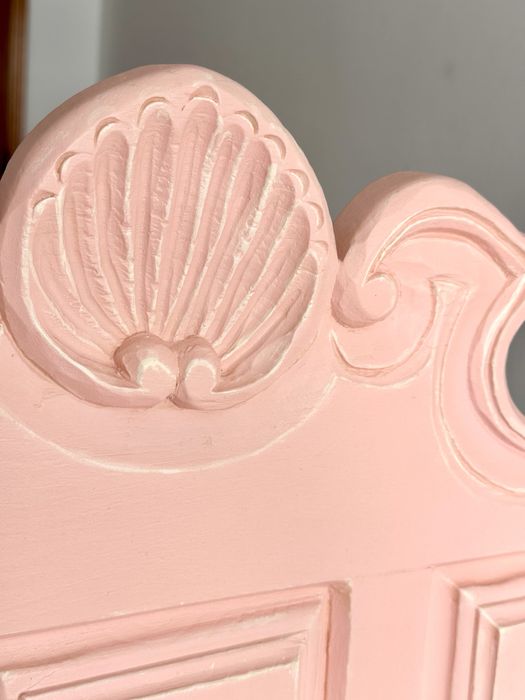 Cadeira Baú Vintage em Madeira Maciça Rosa