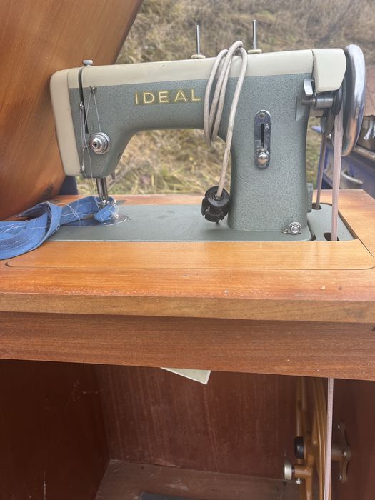 Maszyna do szycia Ideal!