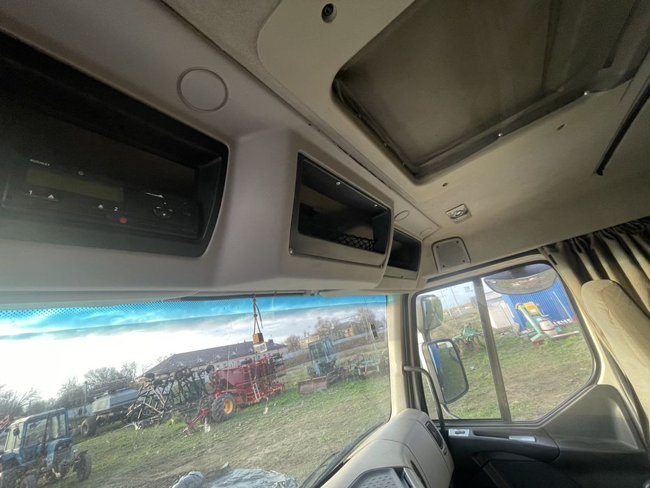 Авто RENAULT Premium