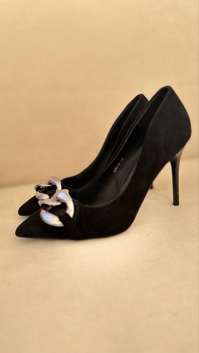 Чорні лодочки замш