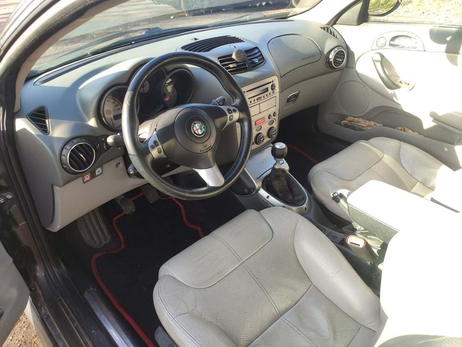 [REZERWACJA] Alfa Romeo GT 2004