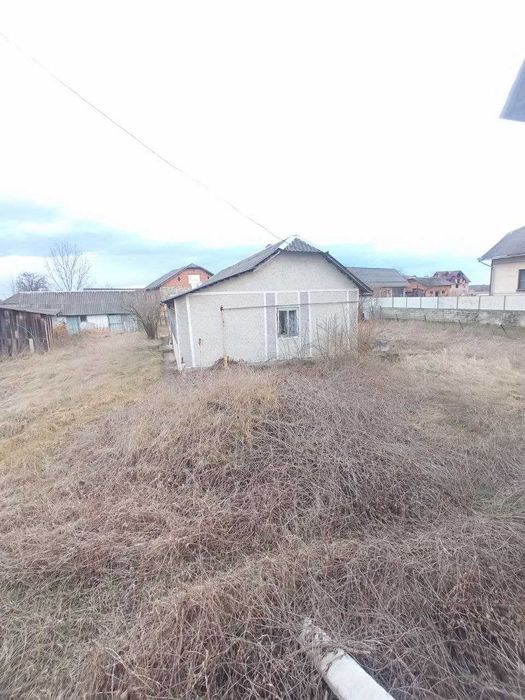 Продаж земельної ділянки з будинком в селі Хомяківка.