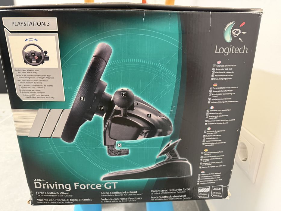 Volante Logitech Driving Force GT para PC e PS3