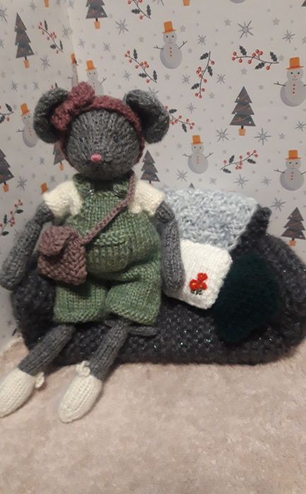 Вязаная игрушка, мышка