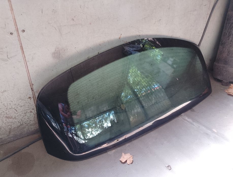 Продам заднее стекло Опель Корса. Opel Korsa D 2006 - 2014