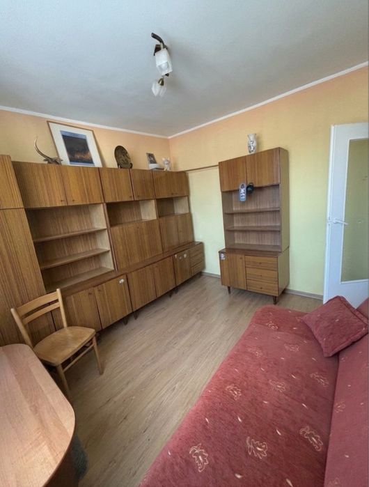 Oddam za darmo: Klasyczna meblościanka PRL na połysk (do renowacji)