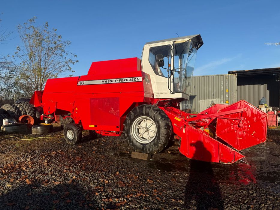 Комбайн зернозбиральний Massey Ferguson 16