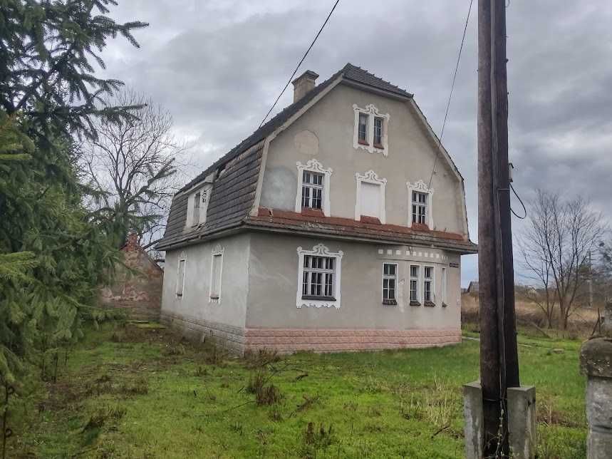 Przedwojenna Willa / Dom z 1936 r. – 220 m², 11 arów, Lubsza