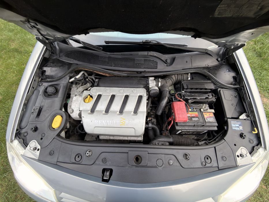 Renault Megane 2 CC Kabriolet  2.0 Benzyna