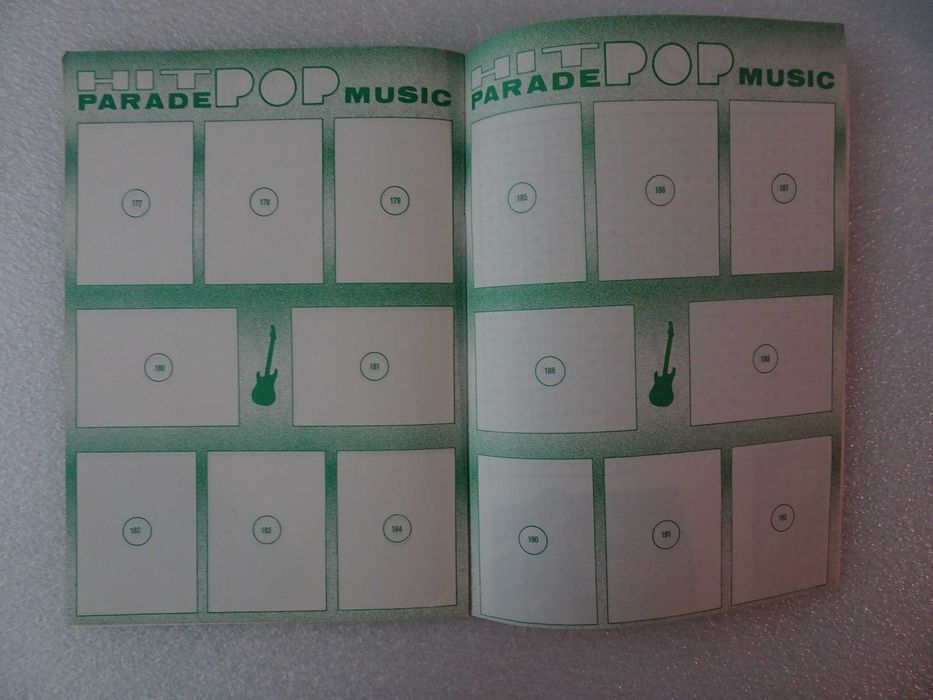 Caderneta de cromos vazia Hit Parade Pop Music