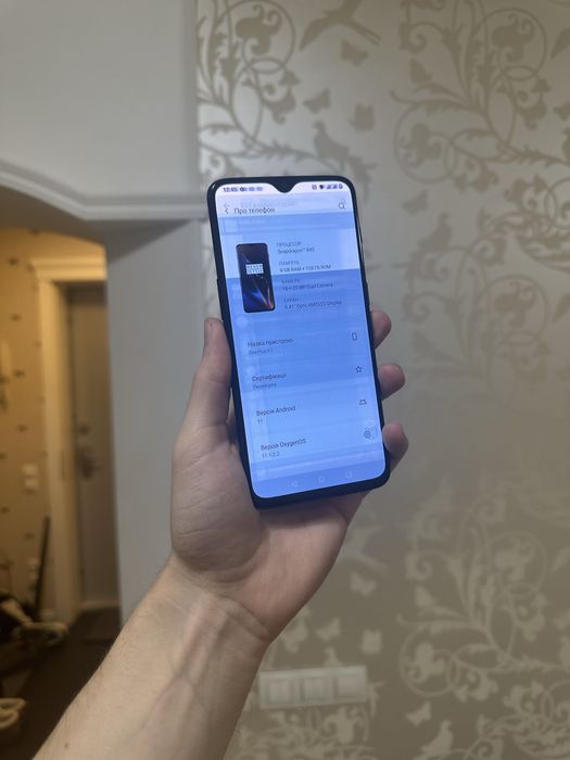 One Plus 6T 8/128 GB!