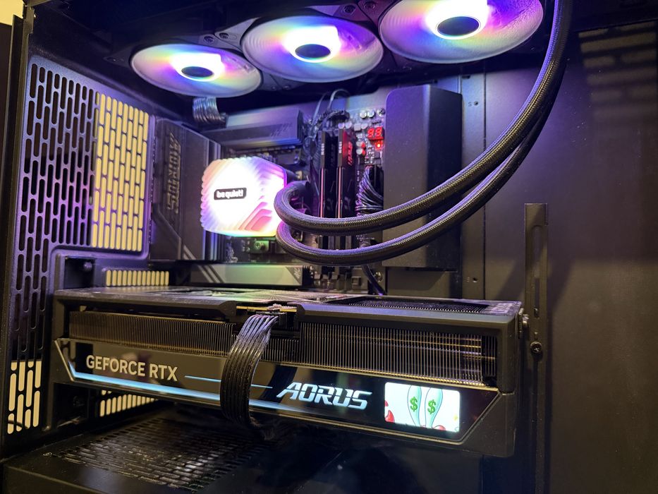 Komputer Gamingowy GeForce  RTX 5090