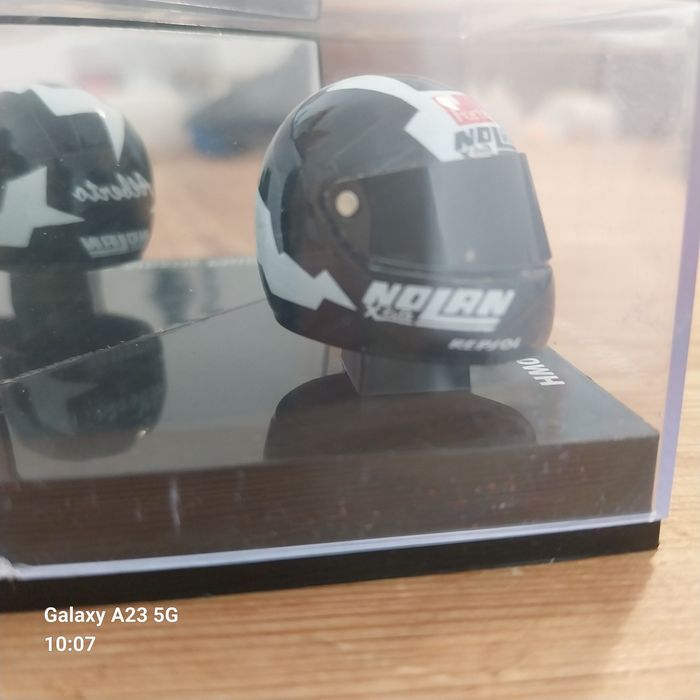 Miniatura Capacete Coleção 1/12 Onyx HM005 - Alberto Puig (MotoGP)